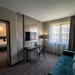 Azur Premium 호텔
