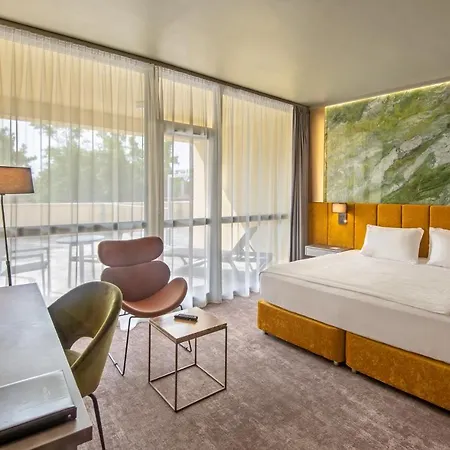 Azur Premium Hotel Siofok