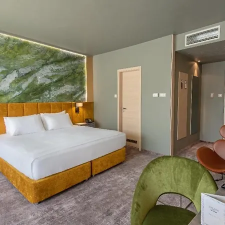 Azur Premium Siófok