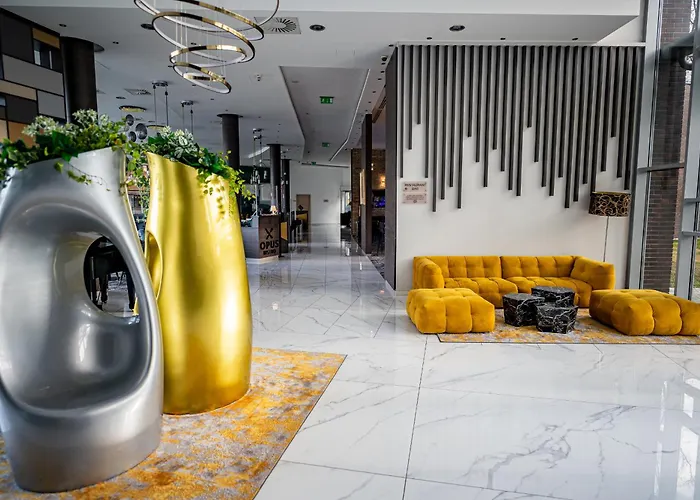 Azur Premium 5* Siófok